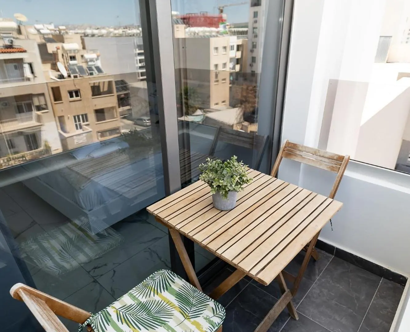 Lazuli Seaview Apartments 2Bdr Larnaca