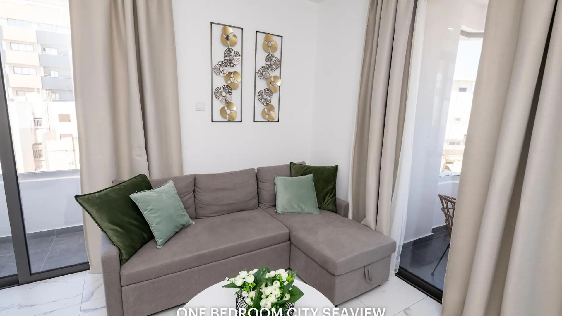 Lazuli Seaview Apartments 2Bdr Ларнака