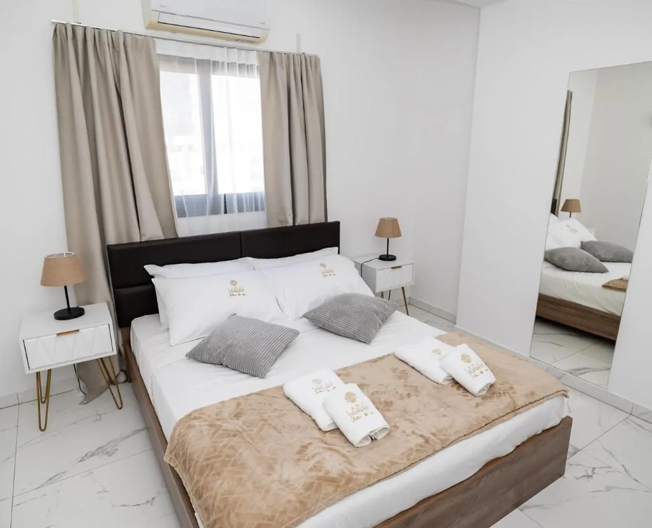 Lazuli Seaview Apartments 2Bdr Ларнака 0*,