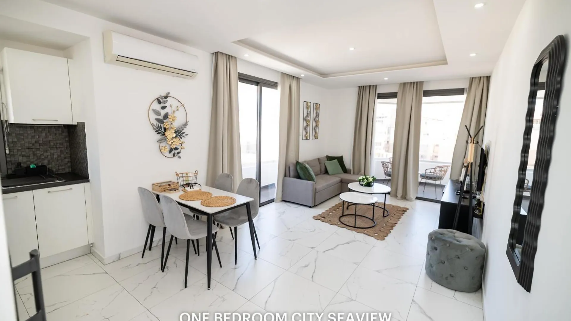 Lazuli Seaview Apartments 2Bdr Ларнака