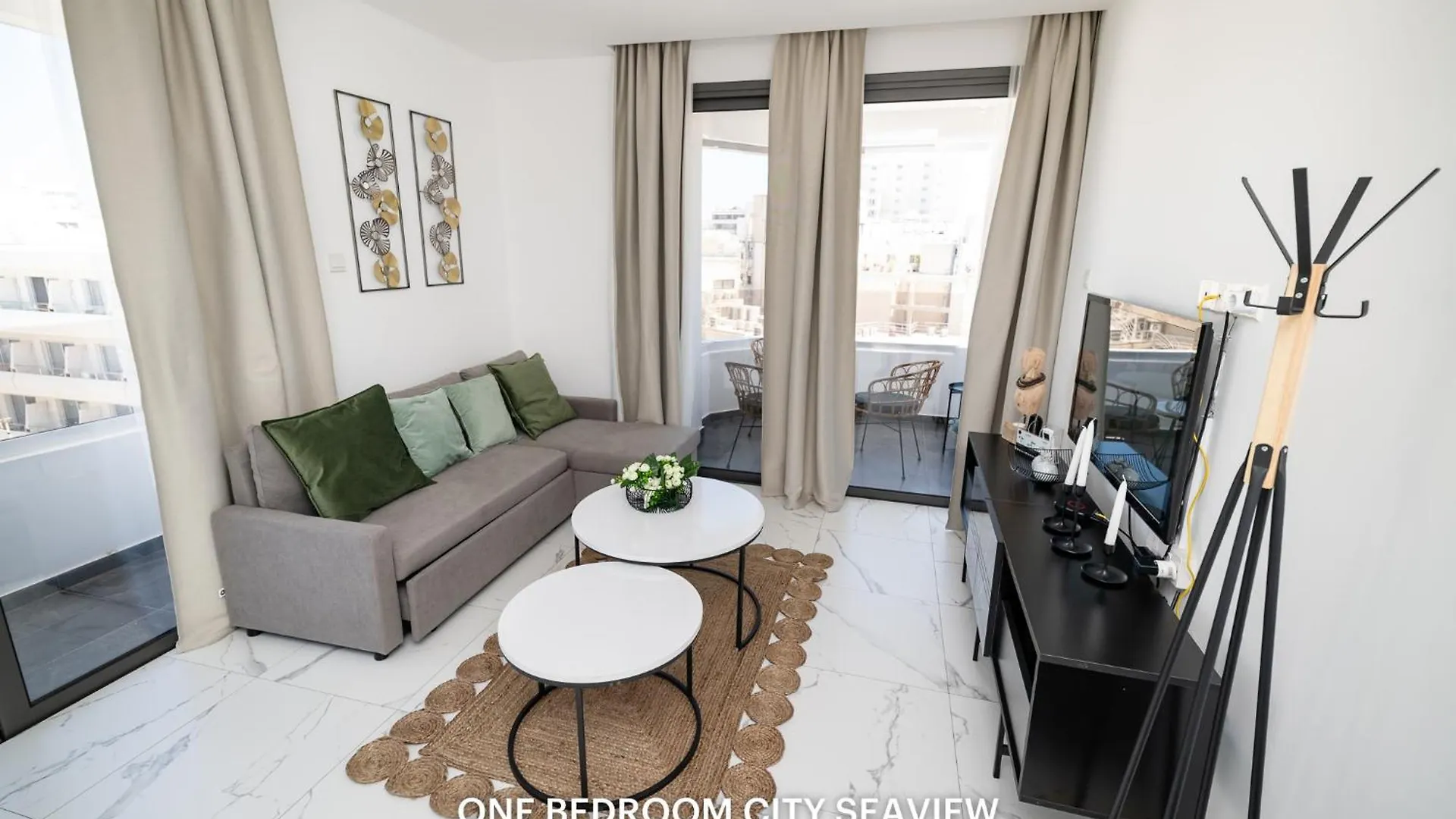 Lazuli Seaview Apartments 2Bdr Ларнака 0*,